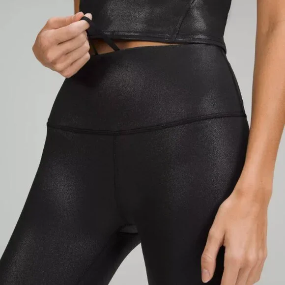 Lululemon Wunder Train HR 28” Special Edition Black Shine Foil - size 6 - Picture 2 of 10